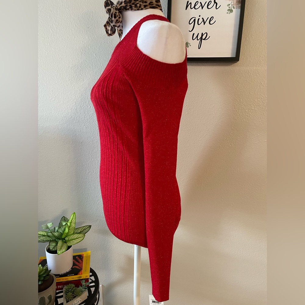 INC International Concepts Women's Cutout Cold-Shoulder Top Red -Sz Small - Picture 5 of 9